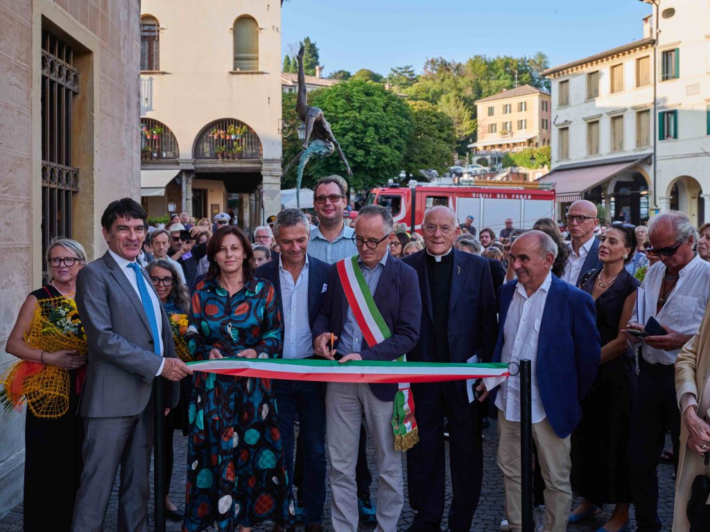 Il progetto di riallestimento della collezione di Eleonora Duse presso il Museo civico di Asolo rappresenta un esempio di sinergia tra tutela e valorizzazione, frutto della collaborazione tra Soprintendenza e Comune di Asolo.